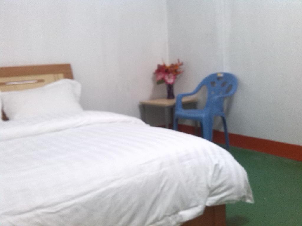 Airlines Business Hotel Port Vila Quarto foto