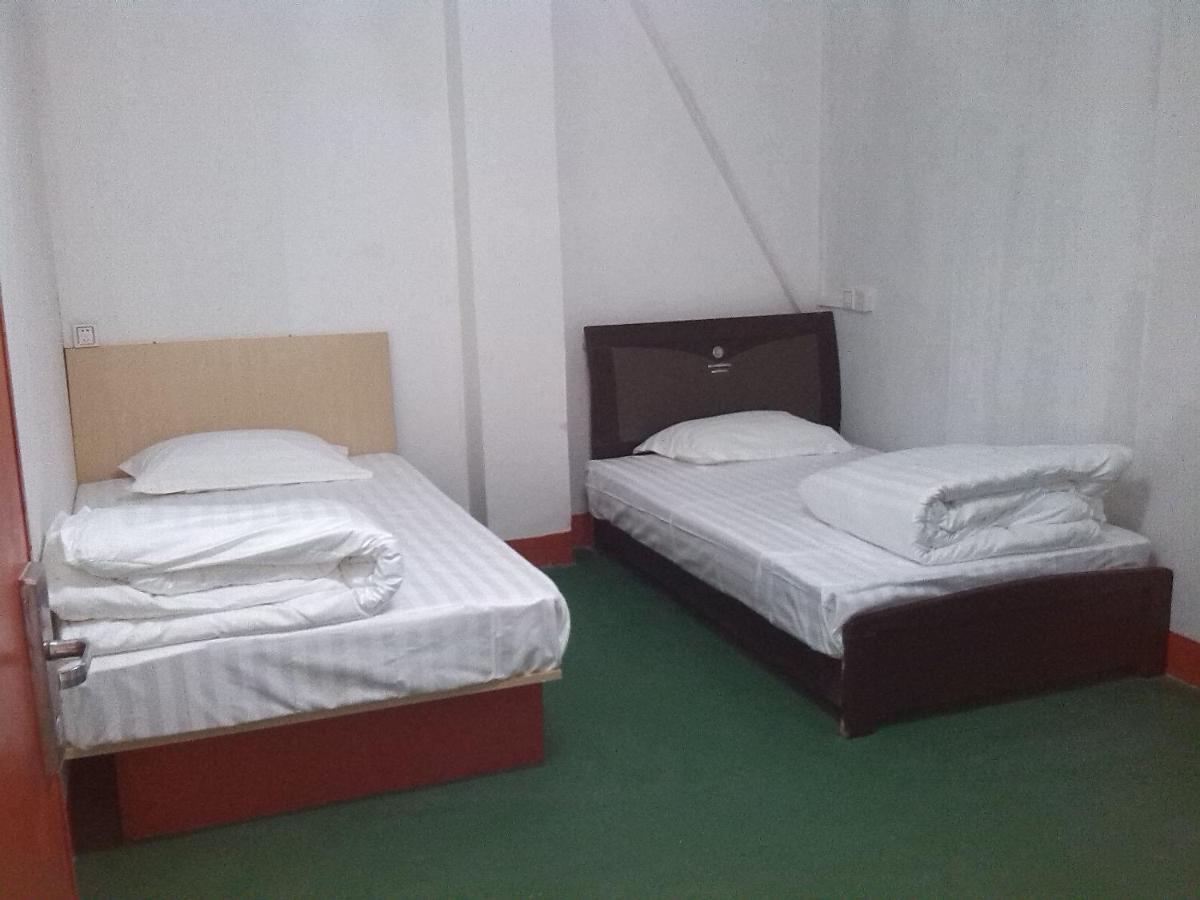 Airlines Business Hotel Port Vila Quarto foto